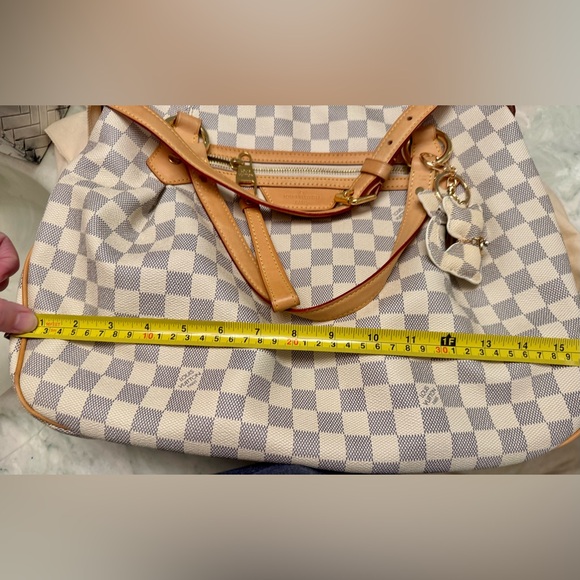 Beautiful Authentic LV Damier Azur Evora GM Handbag - Picture 12 of 16